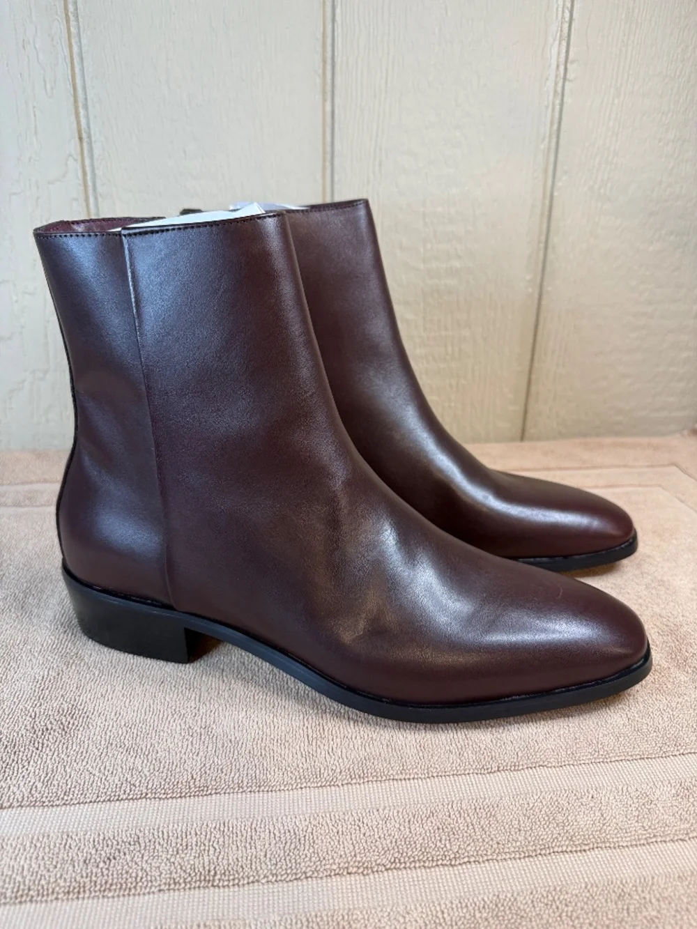 NWT Aldo Flex Amur Bordo Burgundy Leather SideZip Ankle Dress Boot Minimalist 12